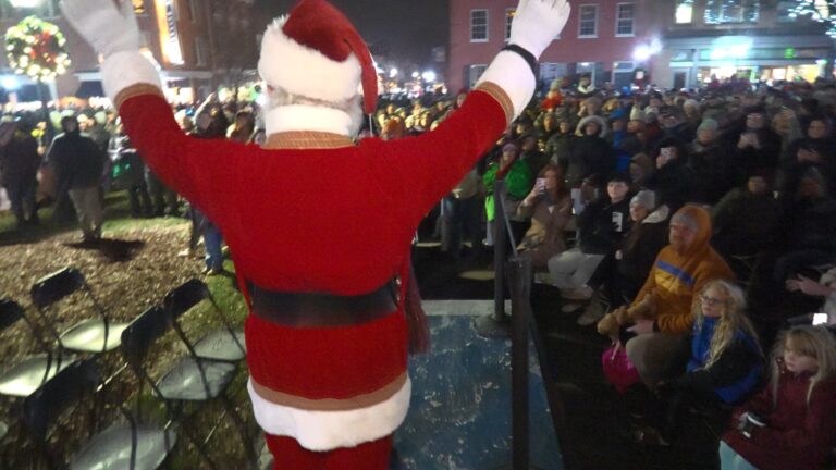 A Gettysburg Christmas Festival 2025: Santa Tree Lighting