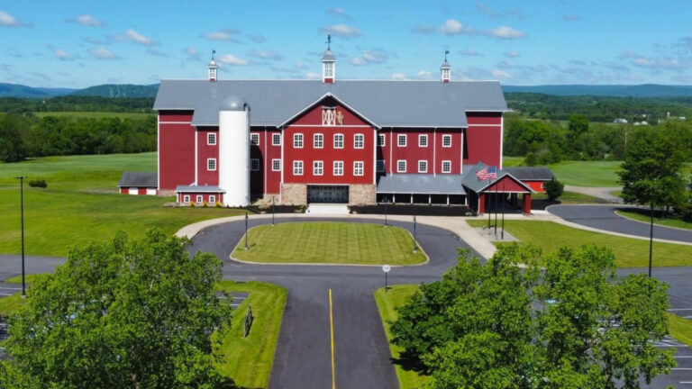 Gettysburg’s The Barn Resort to Host Inaugural Fields of Praise Christian Music Festival Featuring Rachael Lampa